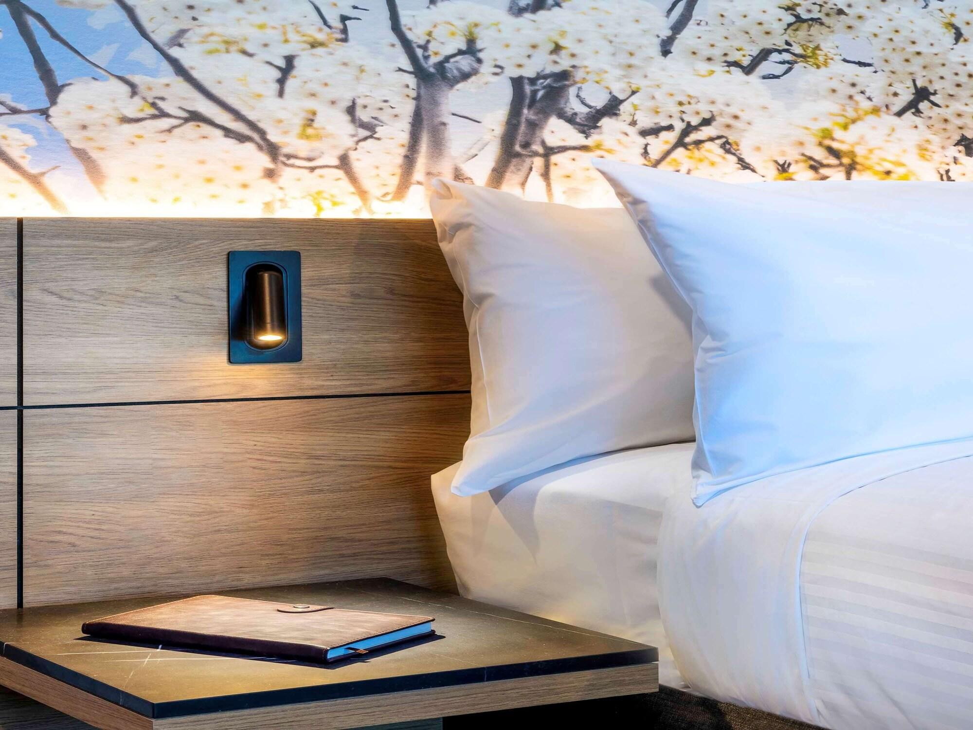 Novotel Melbourne Preston Extérieur photo